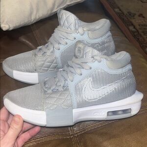 Nike Kids Silver and White Sneakers